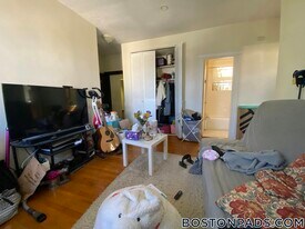 103 Gordon St in Boston, MA - Building Photo