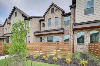 2620 La Cala Dr in Grand Prairie, TX - Building Photo - Building Photo