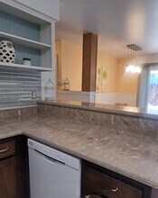 940 E Lassen Ave in Chico, CA - Foto de edificio - Building Photo