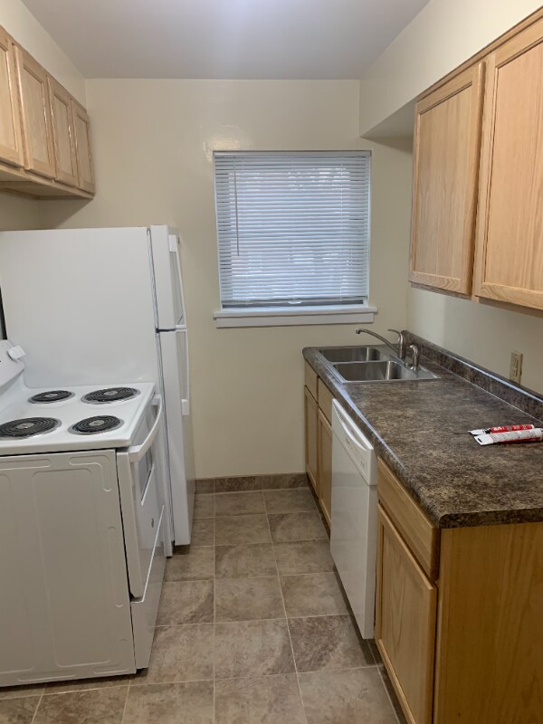 880 Cleveland Ave S in St. Paul, MN - Building Photo - Building Photo