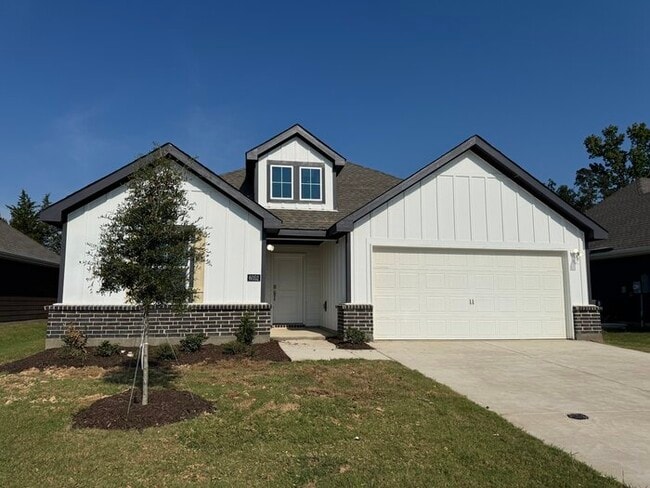 6052 Freedom Dr in Lindale, TX - Building Photo - Building Photo
