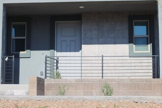 11737 Stone Curlew Ave in Las Vegas, NV - Building Photo - Building Photo