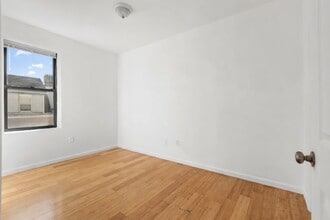 65-67 4th Avenue in East Orange, NJ - Building Photo - Building Photo