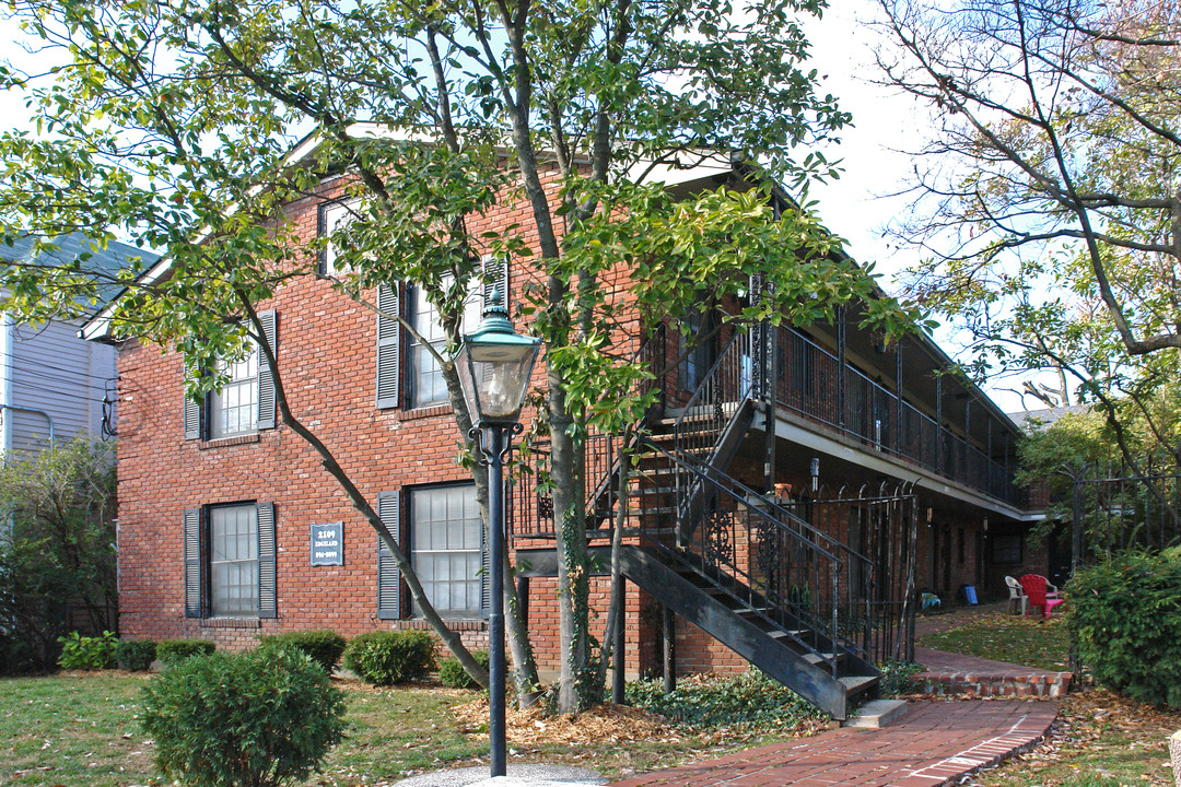 2109 Edgeland Ave in Louisville, KY - Building Photo