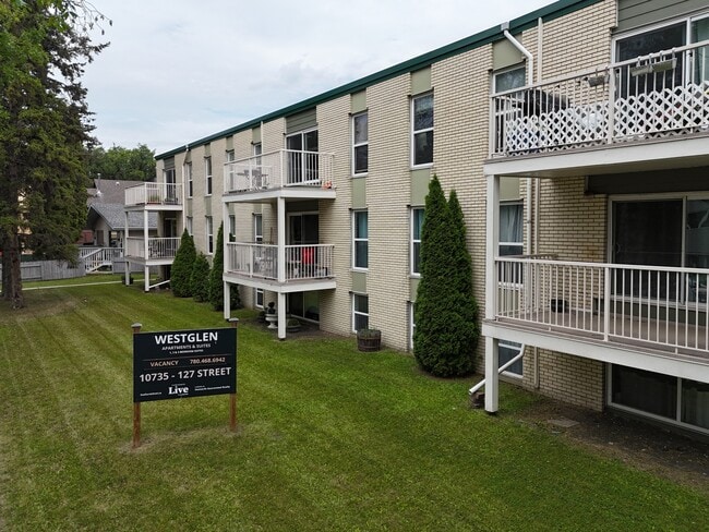 10735-10735-127 127 St NW in Edmonton, AB - Building Photo - Building Photo