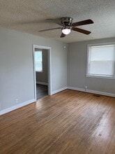 325 Harris St in Nashville, TN - Building Photo - Building Photo