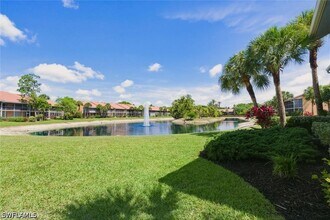 1645 Windy Pines Dr in Naples, FL - Building Photo - Building Photo