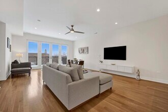 4024 N Lincoln Ave in Chicago, IL - Building Photo - Building Photo