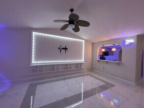 4209 SW Santa Barbara Pl in Cape Coral, FL - Building Photo - Building Photo