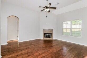 6156 Trail Creek Ln in Memphis, TN - Building Photo - Building Photo