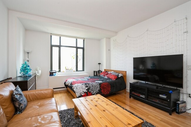 105 Greene St in Jersey City, NJ - Building Photo - Building Photo