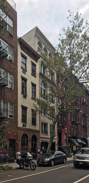 327 East 9th Street in New York, NY - Building Photo