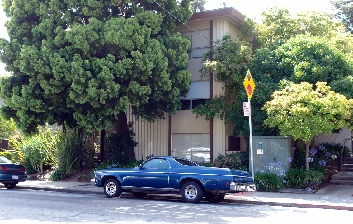 54 9th Ave in San Mateo, CA - Building Photo