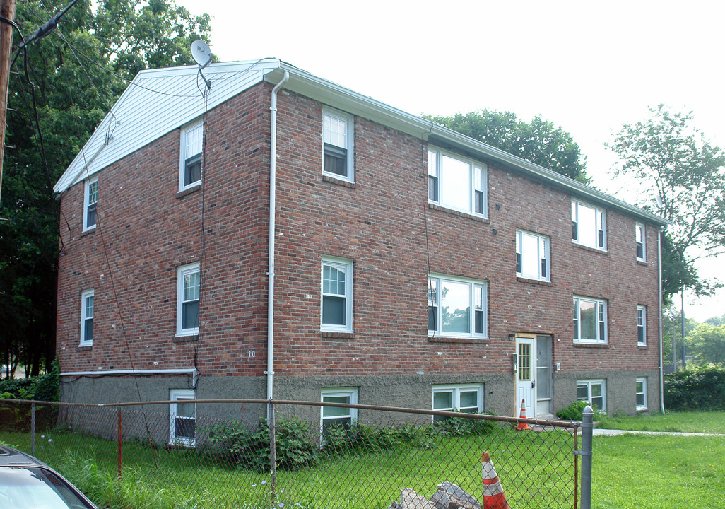 10 Orlando St in Mattapan, MA - Foto de edificio