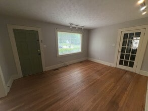 2001 Auburn Rd in Phenix City, AL - Building Photo - Building Photo
