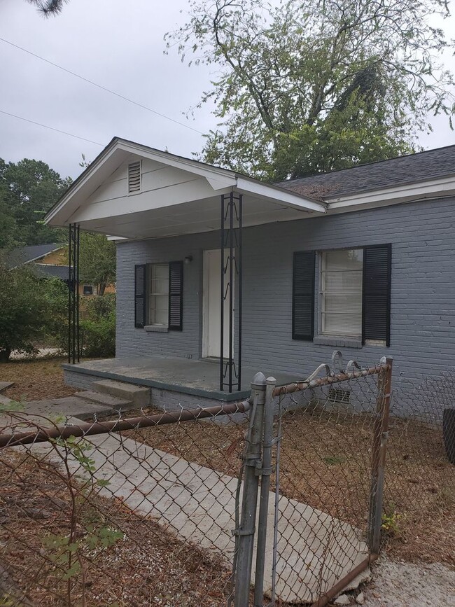 400 Lexington Ave in Cayce, SC - Building Photo - Building Photo