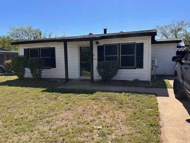 property at 5616 Rickenbacker Pl
