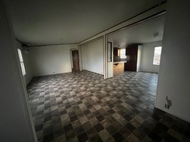 16841 Rd 2 NW in Quincy, WA - Building Photo