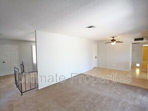 8445 N 47th Dr in Glendale, AZ - Building Photo - Building Photo