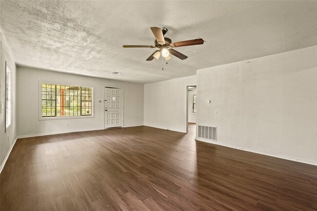 2315 Leffingwell St in Houston, TX - Building Photo - Building Photo