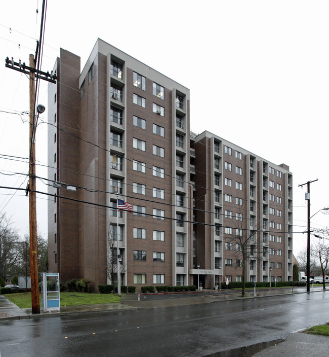 Van Vista Plaza in Vancouver, WA - Building Photo - Building Photo