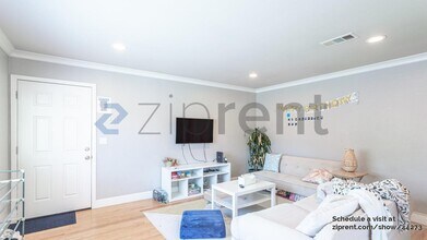 134 Kittoe Dr in Mountain View, CA - Building Photo - Building Photo