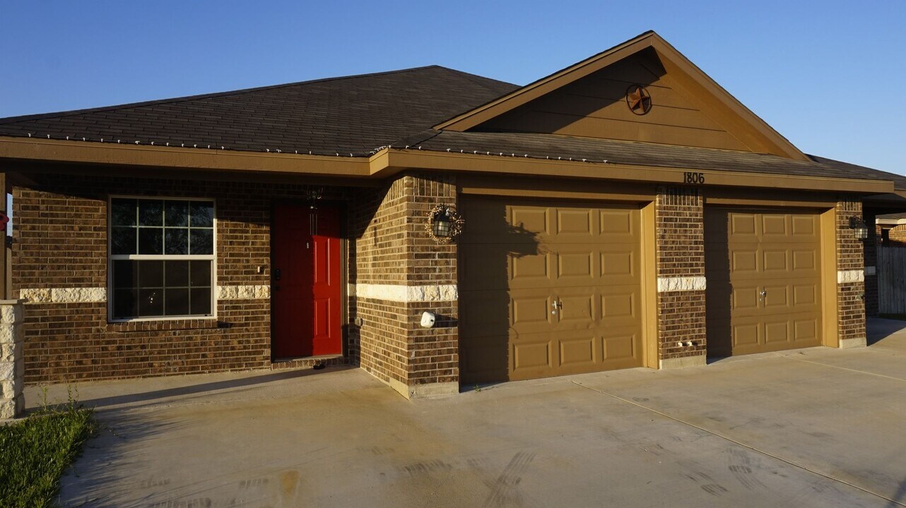 1806 Tru Trail, Unit Unit B in Harker Heights, TX - Building Photo