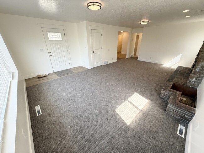675 E 1700 S St in Orem, UT - Building Photo - Building Photo