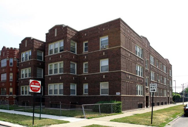 8155 S Marshfield Ave in Chicago, IL - Building Photo - Building Photo