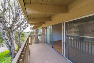 6542 Ocean Crest Dr, Unit B312 in Rancho Palos Verdes, CA - Building Photo - Building Photo