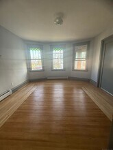 56 Beatty St-Unit -3 in New Britain, CT - Building Photo - Building Photo
