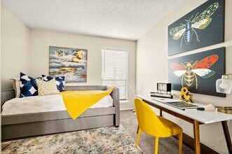 Keller Oaks in Carrollton, TX - Building Photo - Building Photo