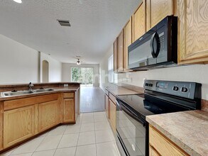 11160 Creek Haven Dr in Riverview, FL - Building Photo - Building Photo