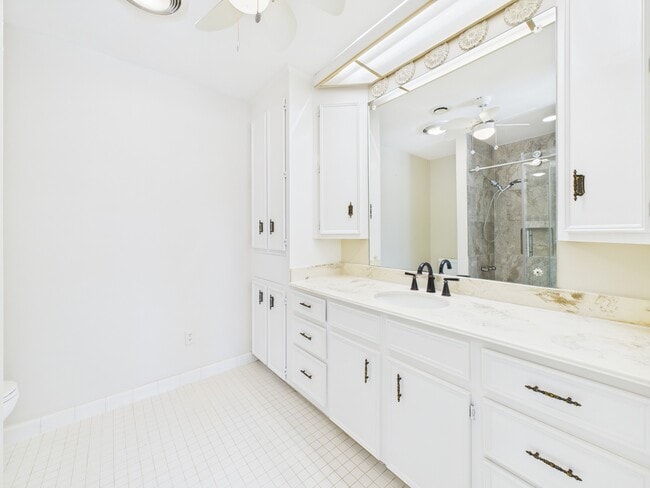 property at 7608 Del Monte Dr