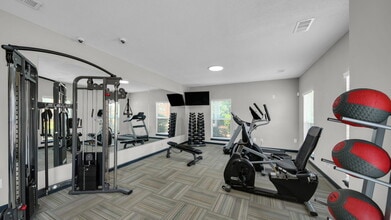 The District Apartments in Memphis, TN - Foto de edificio - Building Photo