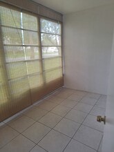 5061 W Oakland Park Blvd, Unit 108 in Lauderdale Lakes, FL - Building Photo - Building Photo