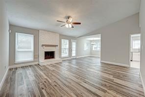 6802 Glenray Dr in Houston, TX - Foto de edificio - Building Photo