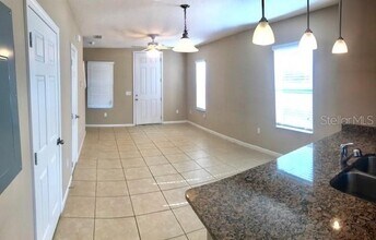 1102 Chelsea Dr in Davenport, FL - Building Photo - Building Photo