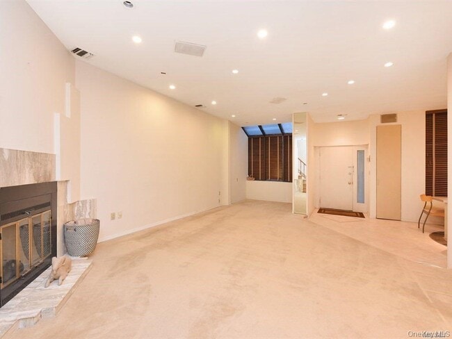 property at 130 S Middle Neck Rd