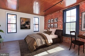 1900 Waterloo St in Philadelphia, PA - Foto de edificio - Building Photo