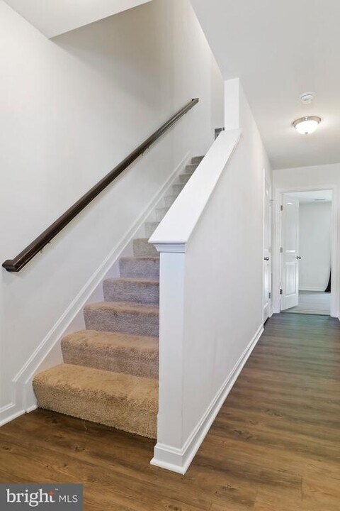 273 Magellan Dr in Martinsburg, WV - Building Photo