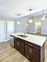 142 Ardell Dr in Clarksville, TN - Foto de edificio - Building Photo