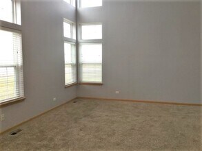 1836 Waverly Way in Montgomery, IL - Building Photo - Building Photo