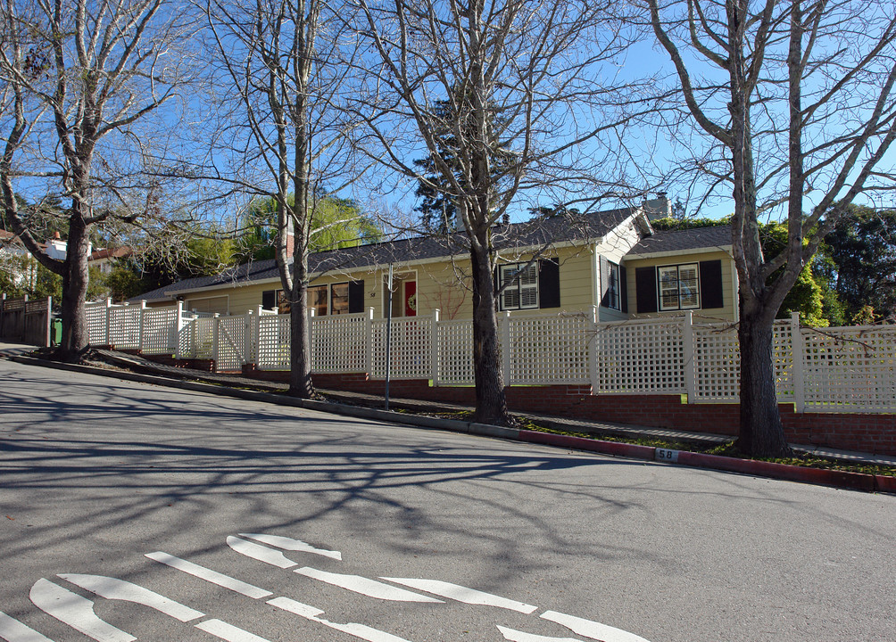 58 Hill St in Mill Valley, CA - Building Photo