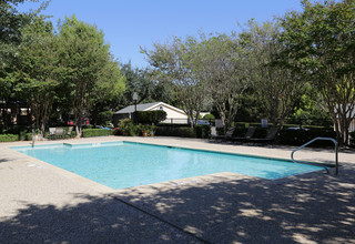 Tuscany at Wilson Creek in McKinney, TX - Foto de edificio - Building Photo