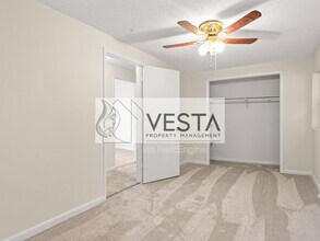 78 Old Oak Hill Rd in Candler, NC - Building Photo - Building Photo