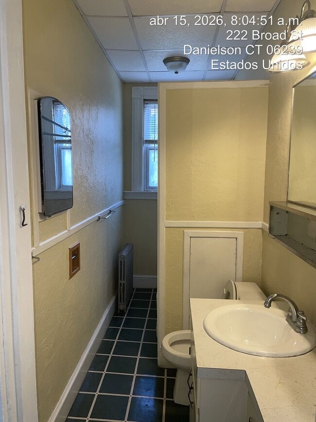 222 Broad St in Killingly, CT - Building Photo - Building Photo