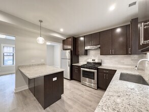 1150 Maple Ave in Evanston, IL - Building Photo - Building Photo