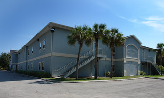 Liberty Studio Apartments in Jacksonville, FL - Building Photo - Building Photo