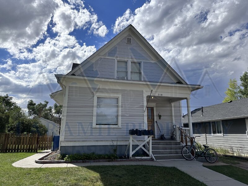 358 N 5th St in Laramie, WY - Building Photo